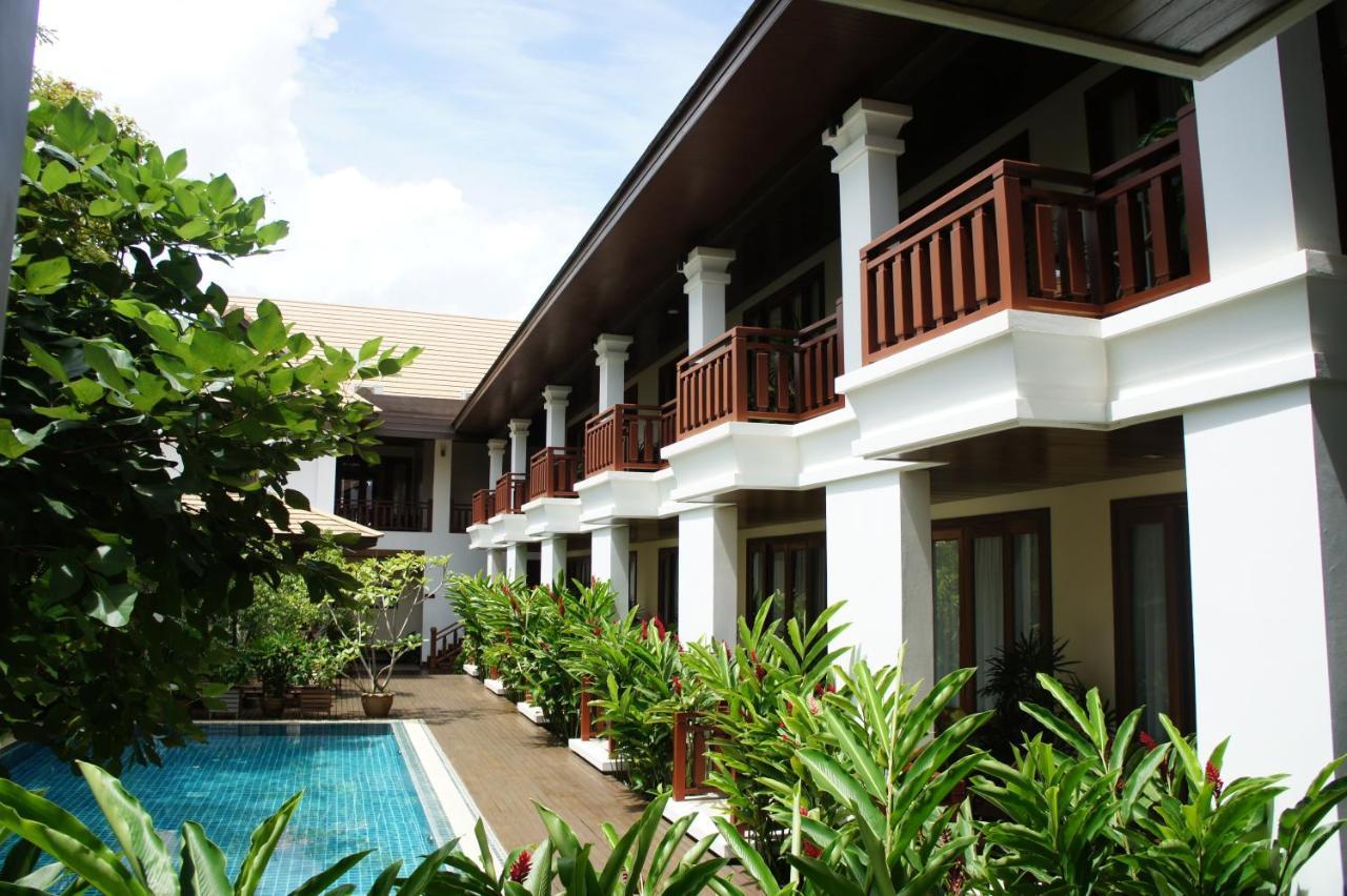 Athena Hotel Pakse Exterior photo