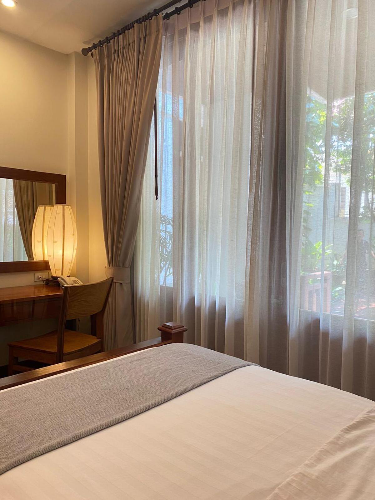 Athena Hotel Pakse Exterior photo