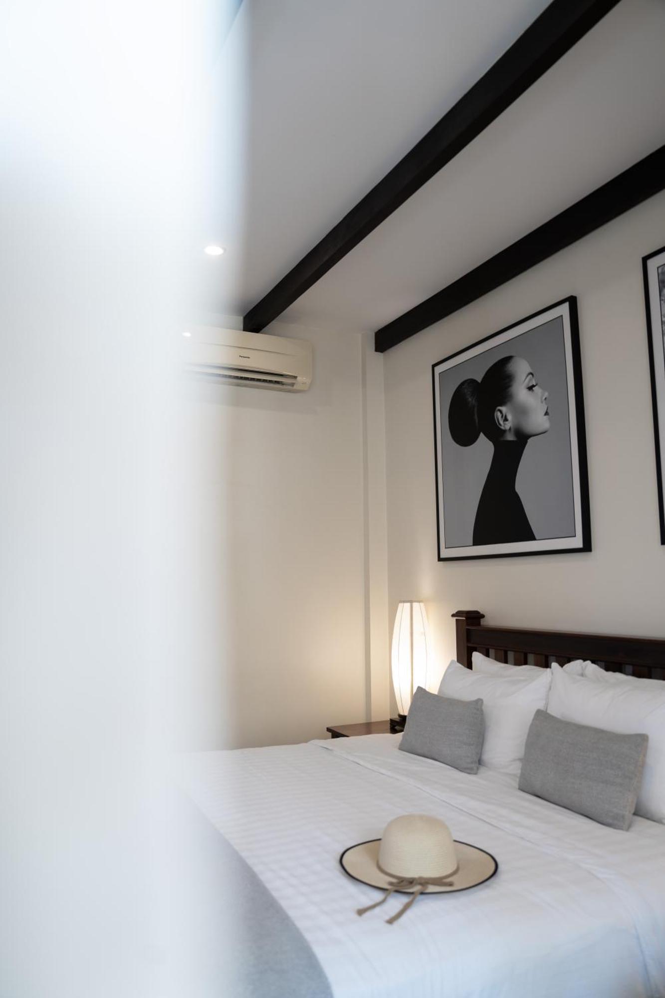 Athena Hotel Pakse Exterior photo