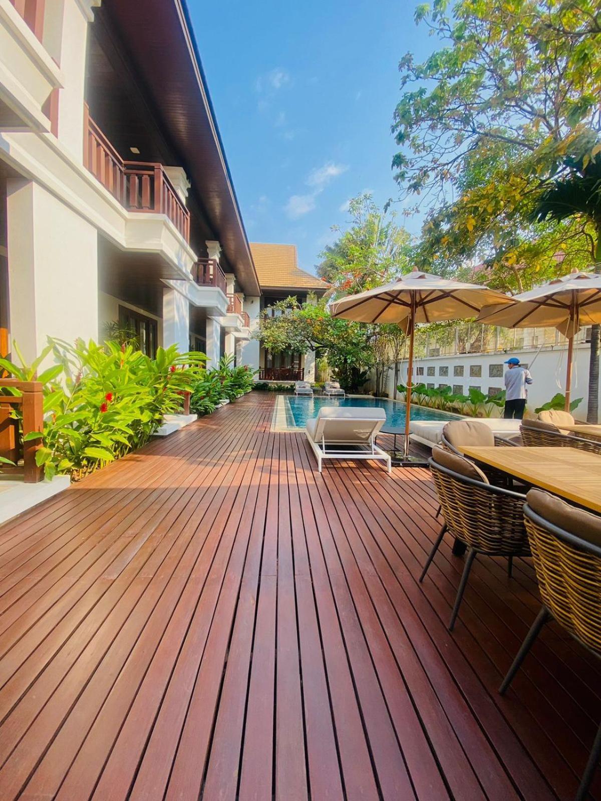 Athena Hotel Pakse Exterior photo
