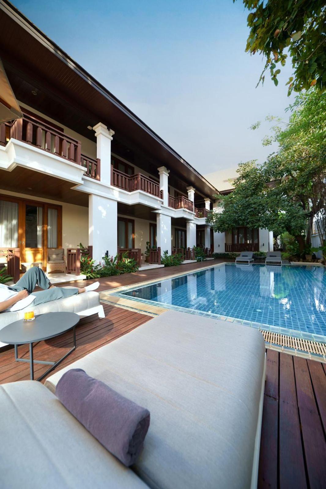 Athena Hotel Pakse Exterior photo