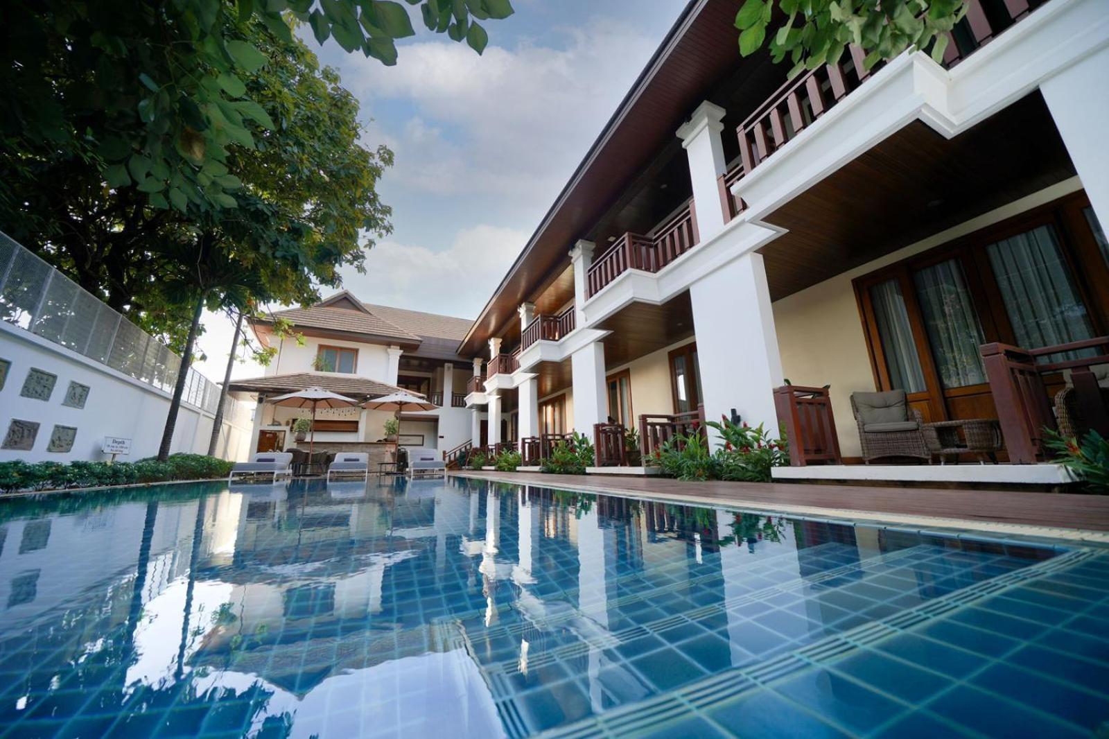 Athena Hotel Pakse Exterior photo