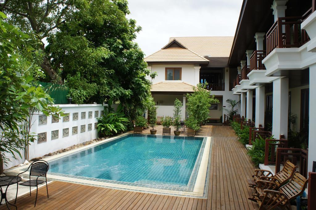 Athena Hotel Pakse Exterior photo