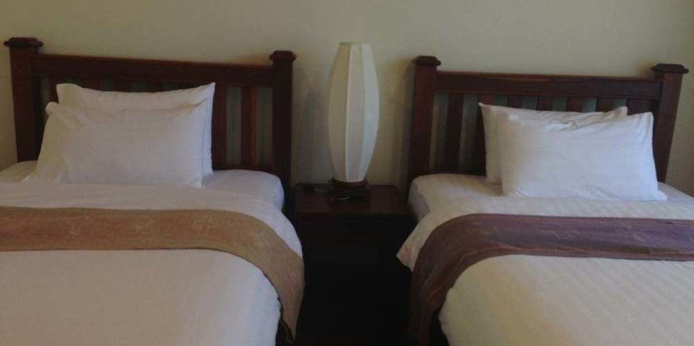 Athena Hotel Pakse Exterior photo