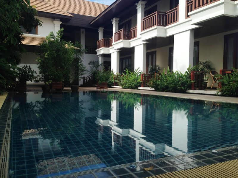 Athena Hotel Pakse Exterior photo